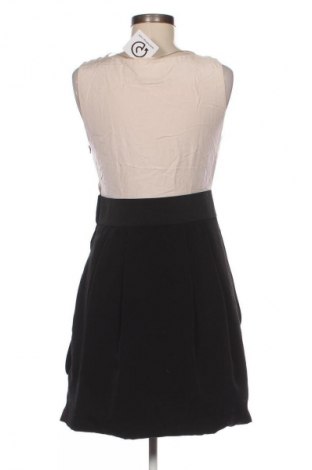 Šaty  H&M, Velikost M, Barva Vícebarevné, Cena  89,00 Kč