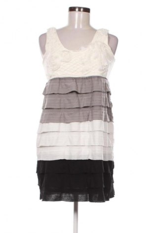 Šaty  Miss Line, Veľkosť S, Farba Viacfarebná, Cena  1,95 €