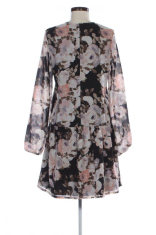 Šaty  NA-KD, Velikost S, Barva Vícebarevné, Cena  49,00 Kč