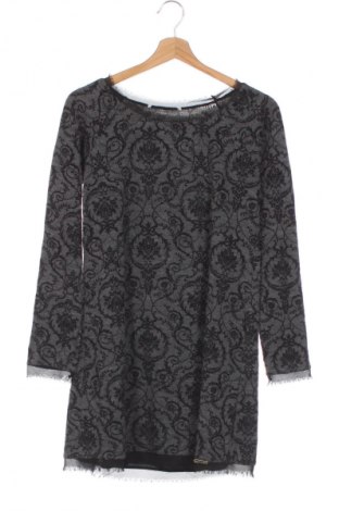 Šaty  Rinascimento, Velikost XS, Barva Vícebarevné, Cena  59,00 Kč