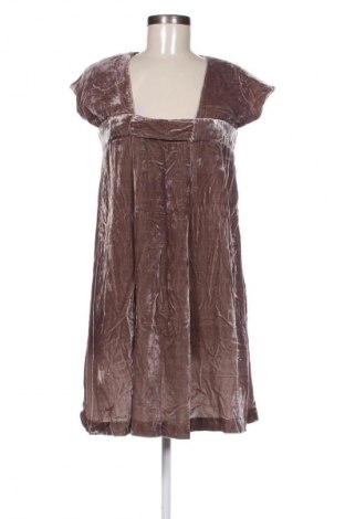 Šaty  Saint Tropez, Velikost M, Barva Popelavě růžová, Cena  99,00 Kč