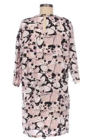 Sukienka Soaked In Luxury, Rozmiar M, Kolor Kolorowy, Cena 22,99 zł