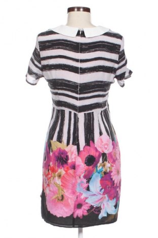 Kleid Unbranded, Größe M, Farbe Mehrfarbig, Preis 21,99 €