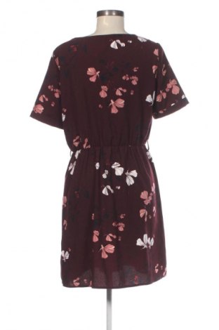 Šaty  Vero Moda, Velikost M, Barva Vícebarevné, Cena  159,00 Kč