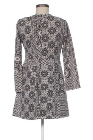 Рокля Zara Trafaluc, Размер M, Цвят Многоцветен, Цена 4,09 €
