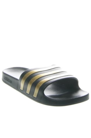 Чехли Adidas, Размер 41, Цвят Многоцветен, Цена 37,32 €