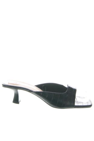 Papuci H&M, Mărime 40, Culoare Negru, Preț 136,00 Lei, #136571464