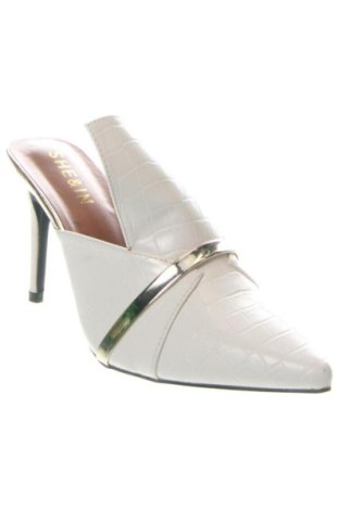 Pantolette SHEIN, Größe 38, Farbe Weiß, Preis 32,00 €