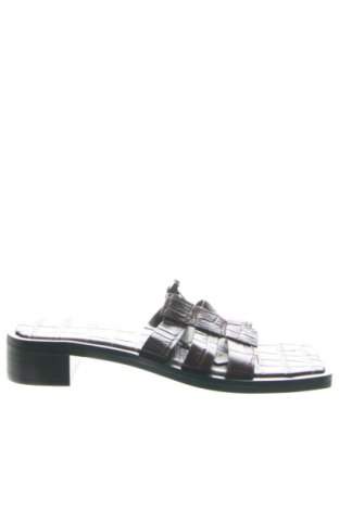 Чехли Zara, Размер 37, Цвят Кафяв, Цена 32,00 €