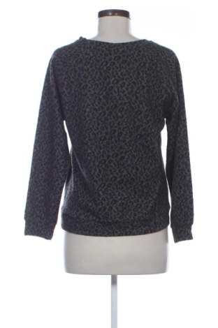 Γυναικεία μπλούζα Basic Apparel, Μέγεθος S, Χρώμα Πολύχρωμο, Τιμή 18,46 €