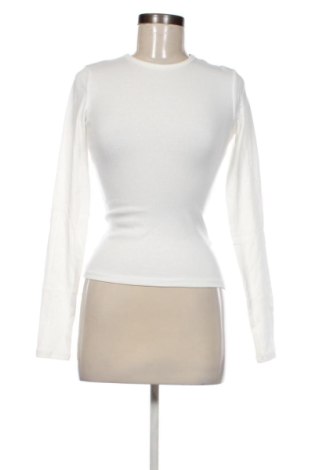 Дамска блуза Bershka, Размер S, Цвят Бял, Цена 6,13 €, #136549442