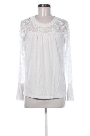 Damen Shirt Body Flirt, Größe M, Farbe Weiß, Preis 10,00 €