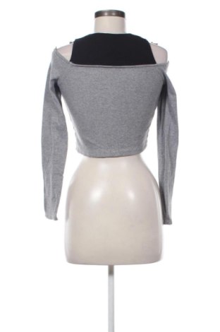 Damen Shirt Cropp, Größe XS, Farbe Grau, Preis 22,99 €