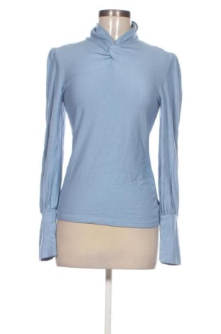 Damen Shirt Gestuz, Größe M, Farbe Blau, Preis 38,36 €