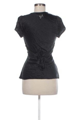 Дамска блуза Guess By Marciano, Размер S, Цвят Черен, Цена 35,27 €