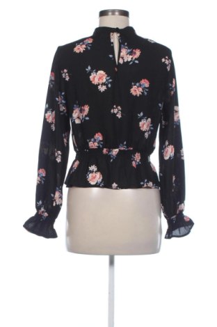 Damen Shirt House, Größe M, Farbe Mehrfarbig, Preis 10,00 €
