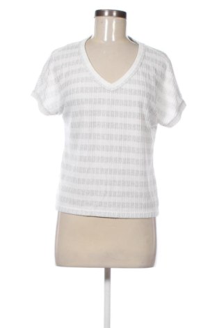 Damen Shirt Mohito, Größe XS, Farbe Weiß, Preis 10,00 €