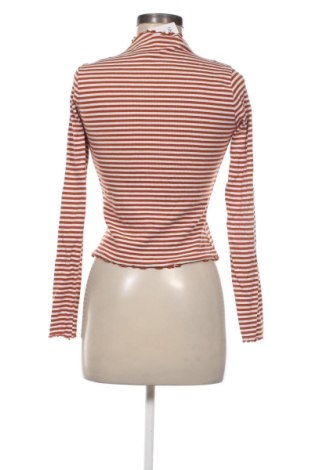 Дамска блуза Monki, Размер M, Цвят Многоцветен, Цена 7,15 €