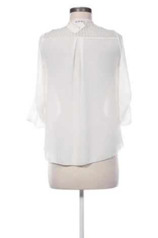 Γυναικεία μπλούζα NEW COLLECTION, Μέγεθος M, Χρώμα Λευκό, Τιμή 20,99 €