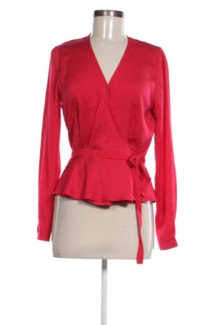 Damen Shirt Nly Trend, Größe S, Farbe Rot, Preis 10,00 €