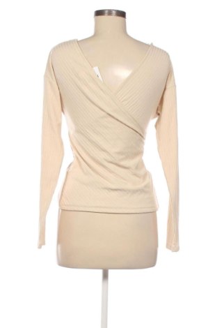 Damen Shirt Nly Trend, Größe M, Farbe Beige, Preis 9,40 €