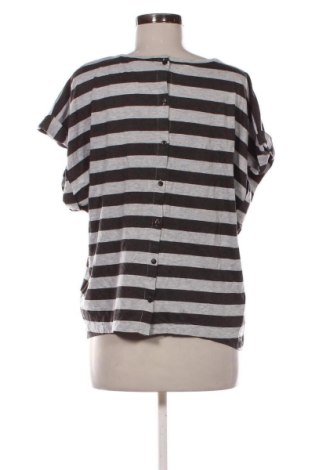 Дамска блуза Primark, Размер XL, Цвят Многоцветен, Цена 10,22 €