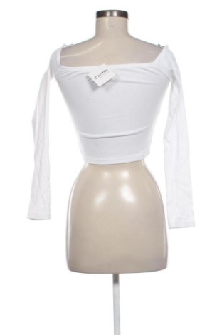 Damen Shirt Pull&Bear, Größe S, Farbe Weiß, Preis 9,78 €
