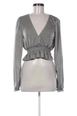 Dámská halenka Pull&Bear, Velikost M, Barva Stříbrná, Cena  277,00 Kč