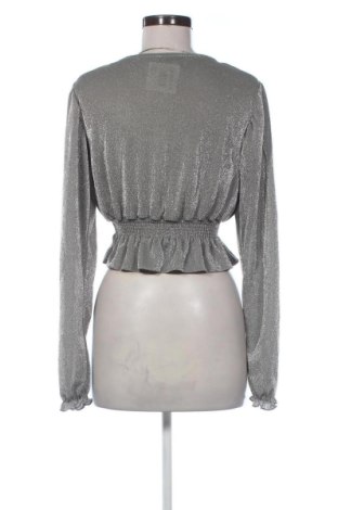 Dámská halenka Pull&Bear, Velikost M, Barva Stříbrná, Cena  277,00 Kč