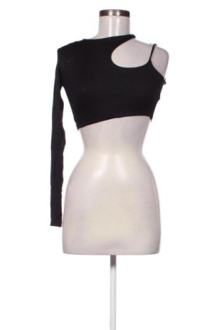 Dámská halenka Pull&Bear, Velikost XXS, Barva Černá, Cena  289,00 Kč