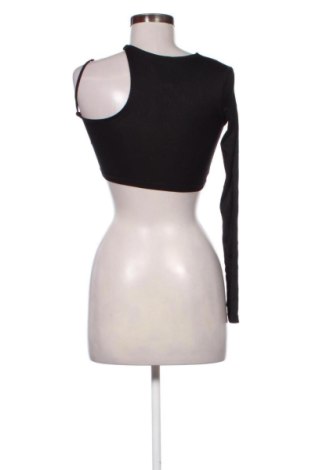 Dámská halenka Pull&Bear, Velikost XXS, Barva Černá, Cena  289,00 Kč
