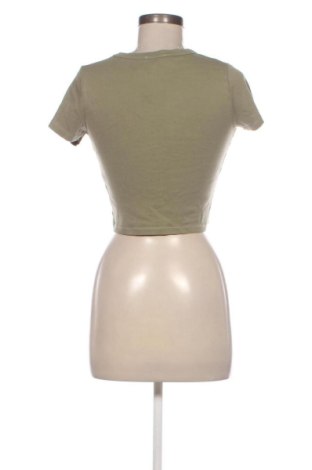 Дамска блуза Pull&Bear, Размер M, Цвят Зелен, Цена 10,22 €