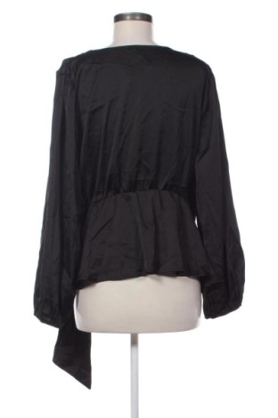 Дамска блуза SHEIN, Размер XL, Цвят Черен, Цена 10,22 €