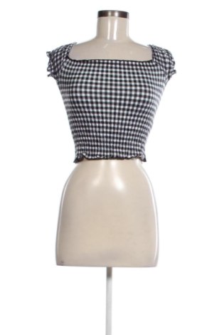 Damen Shirt Stradivarius, Größe S, Farbe Mehrfarbig, Preis 10,00 €
