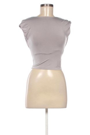 Damen Shirt Stradivarius, Größe XS, Farbe Grau, Preis 10,00 €