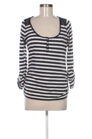 Дамска блуза Tally Weijl, Размер L, Цвят Многоцветен, Цена 16,36 €
