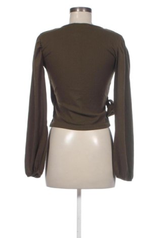 Damen Shirt Trendyol, Größe M, Farbe Grün, Preis 22,99 €
