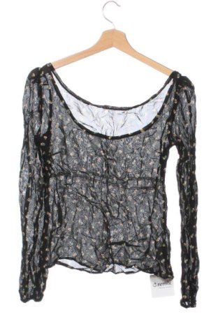 Damen Shirt United Colors Of Benetton, Größe XS, Farbe Mehrfarbig, Preis 22,99 €
