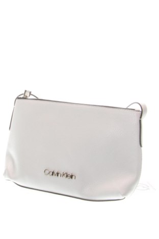 Дамска чанта Calvin Klein, Цвят Бял, Цена 89,47 €, #136055817