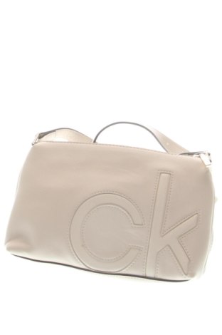 Dámska kabelka  Calvin Klein, Farba Kremová, Cena  88,00 €