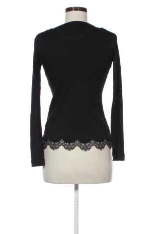 Дамска жилетка Marc Cain, Размер S, Цвят Черен, Цена 60,33 €