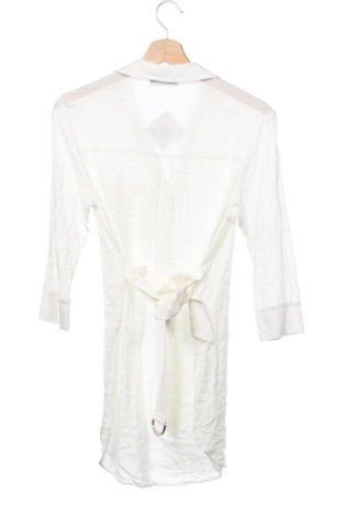 Дамска риза Bershka, Размер XS, Цвят Бял, Цена 13,29 €