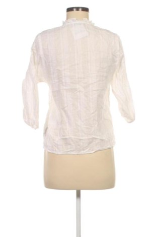 Дамска риза Pigalle by ONLY, Размер XS, Цвят Бял, Цена 10,73 €