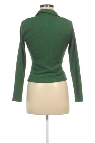 Дамска риза Stradivarius, Размер M, Цвят Зелен, Цена 13,29 €