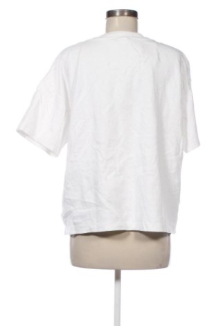 Дамска тениска Bershka, Размер M, Цвят Бял, Цена 9,20 €