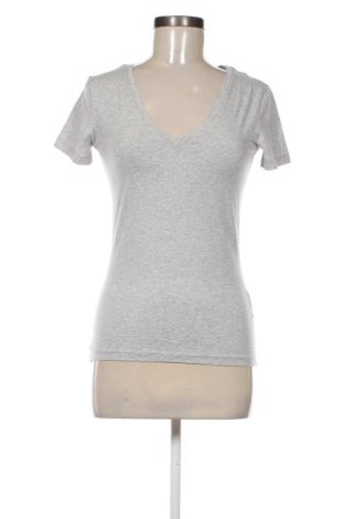 Дамска тениска C&A, Размер XS, Цвят Сив, Цена 4,09 €, #136590562