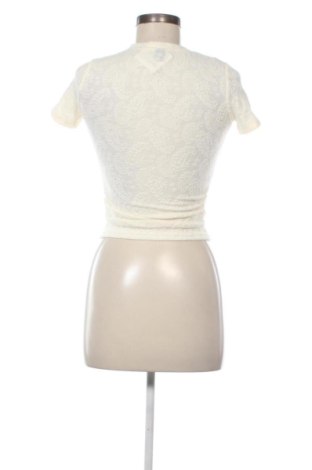 Γυναικείο t-shirt DAZY, Μέγεθος S, Χρώμα Εκρού, Τιμή 10,99 €