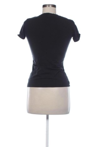 Дамска тениска Guess, Размер M, Цвят Черен, Цена 16,87 €