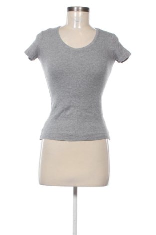 Дамска тениска H&M L.O.G.G., Размер S, Цвят Сив, Цена 9,20 €