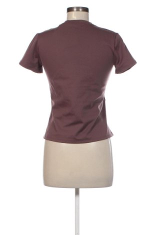 Damen T-Shirt Nike, Größe M, Farbe Aschrosa, Preis 41,99 €